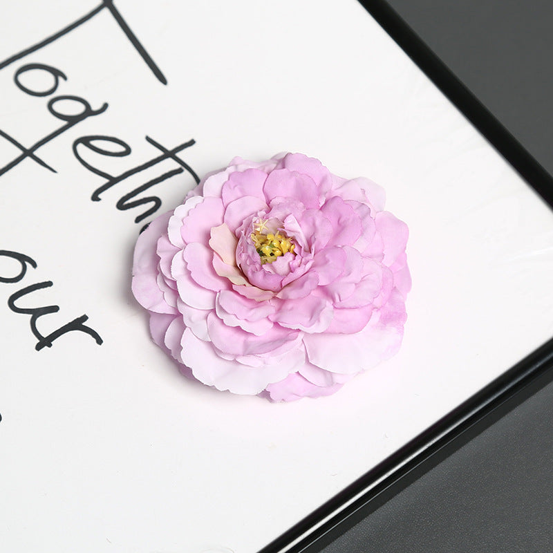 Elegant Floral Hair Accessory for Decorative Styling
