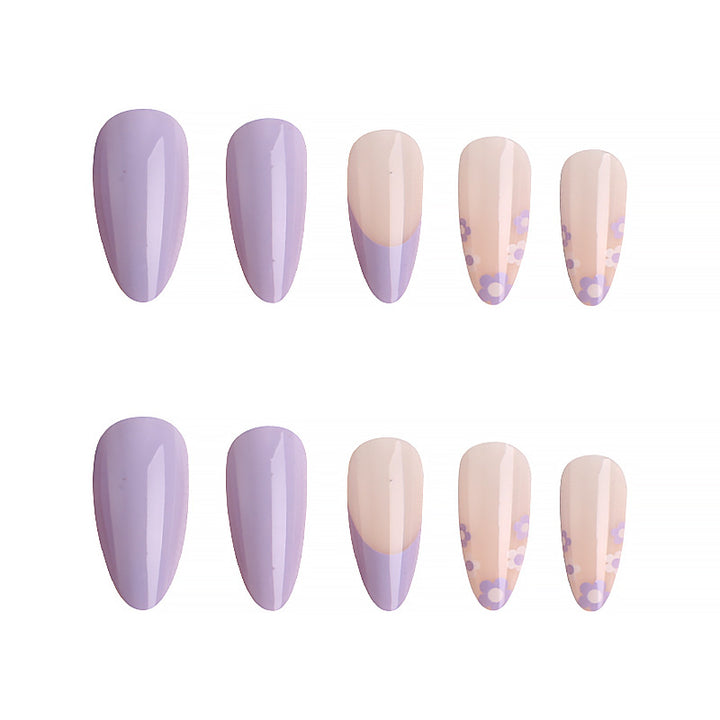 Elegant artificial nails with modern accents Kalsten