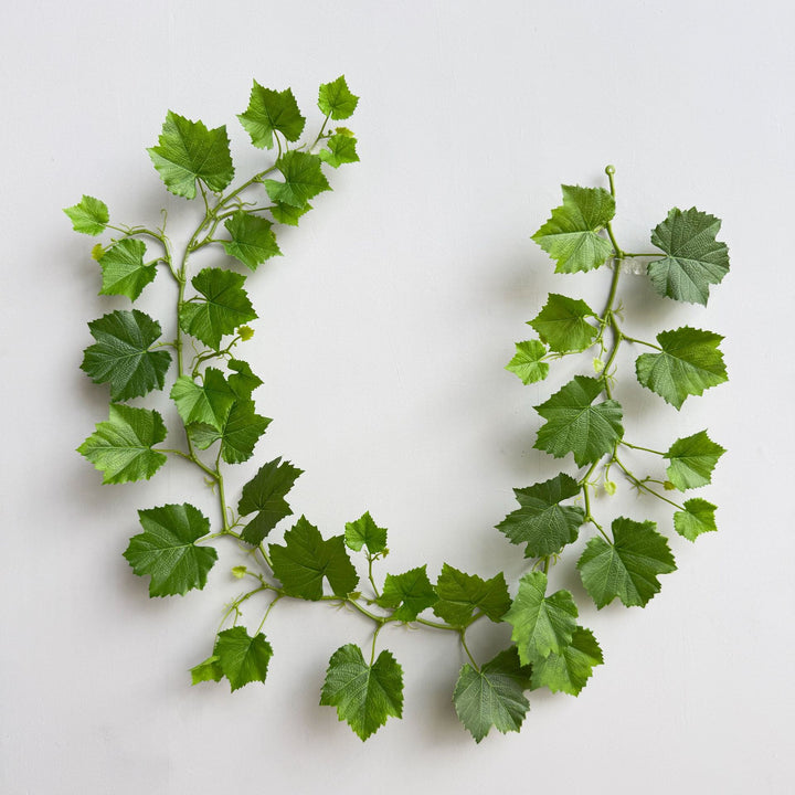 Lush Greenery Decorative Vine