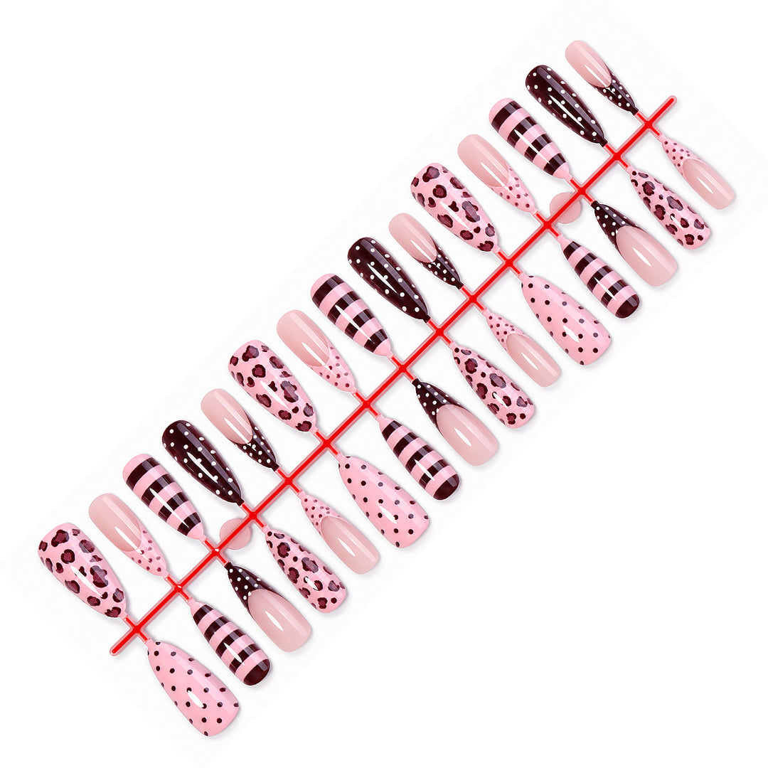 Nail set with stylish leopard and striped pattern Kalsten
