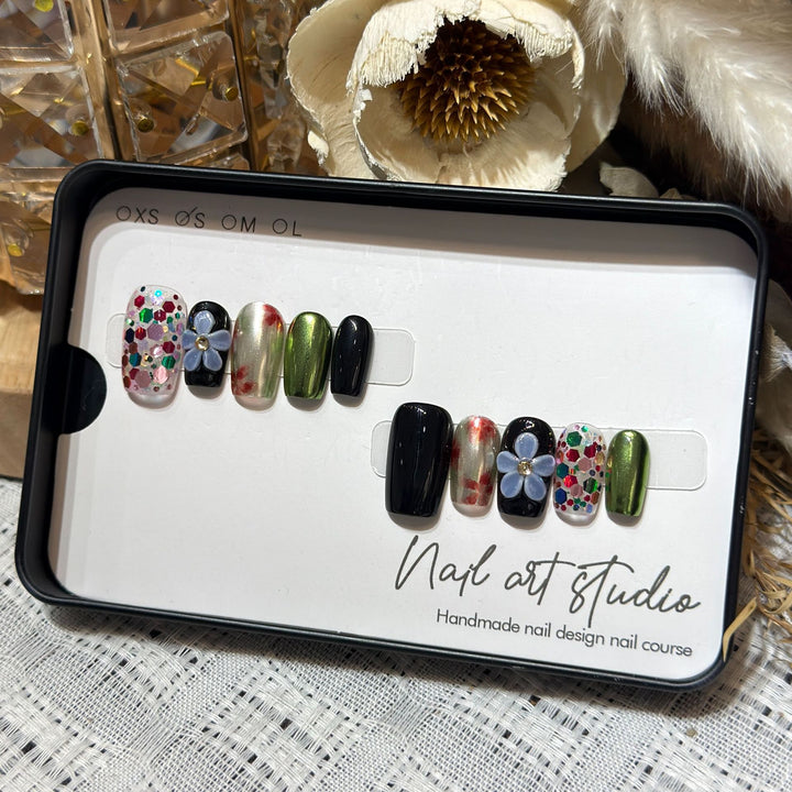 Artistic Floral-Inspired Press-On Nail Set Kalsten