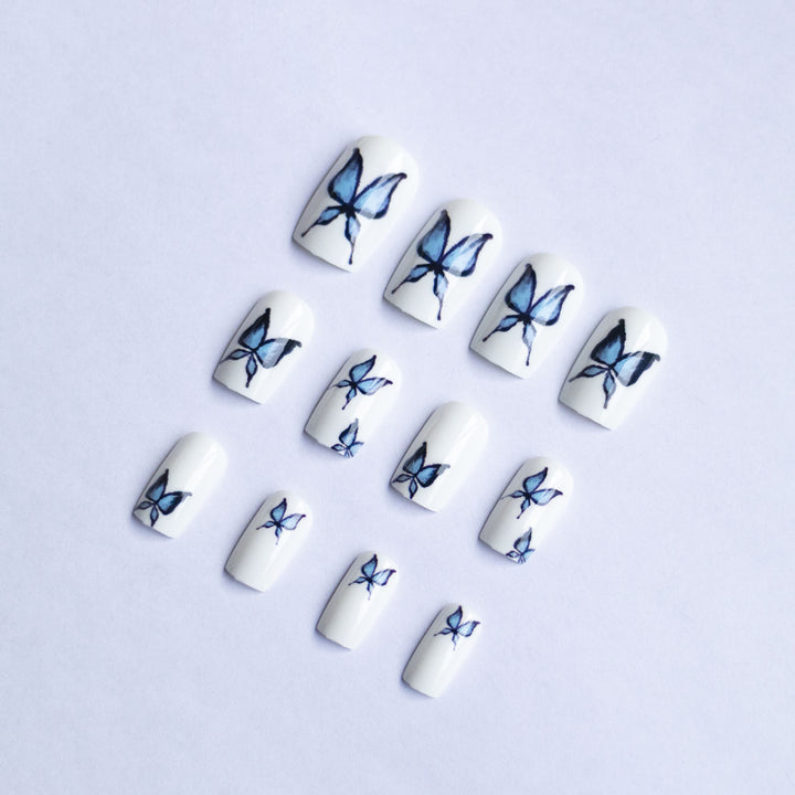 Artistic Nail Art