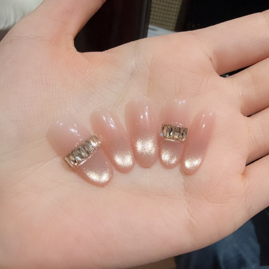 Elegant Nail Art Kalsten