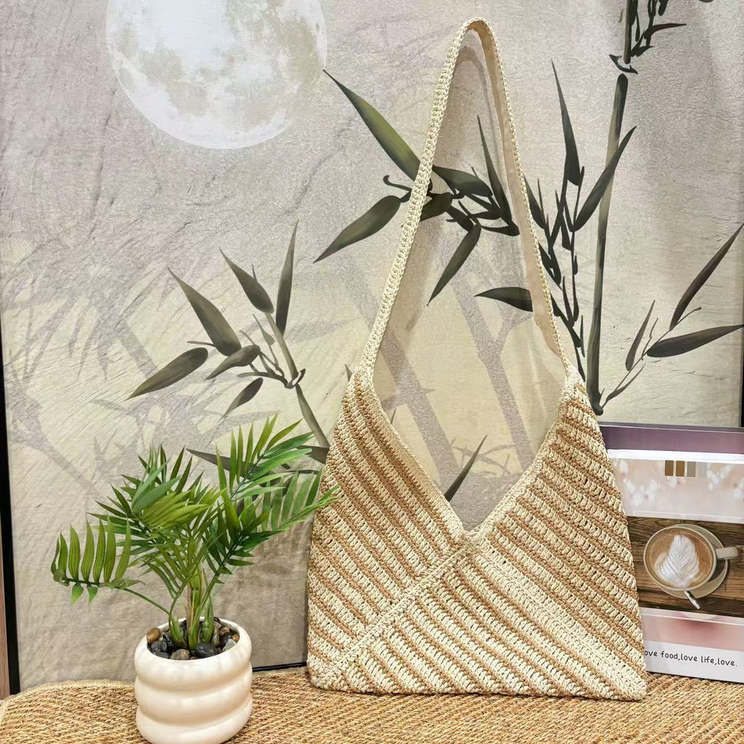 Casual straw bag with wavy pattern Kalsten