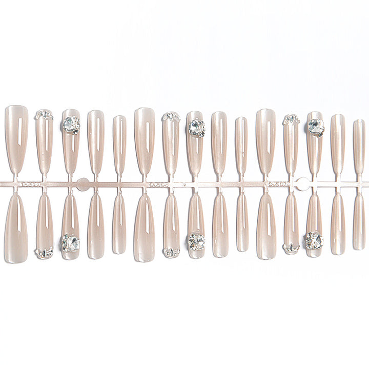 Acrylic nail set with glitter design and elegant 3D applications Kalsten