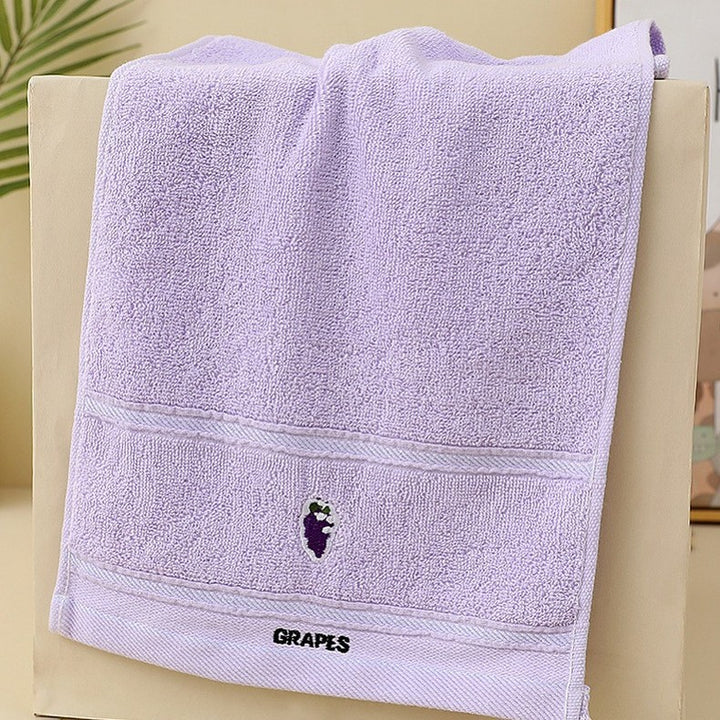 Ladies cotton towel with fresh pear motif Kalsten