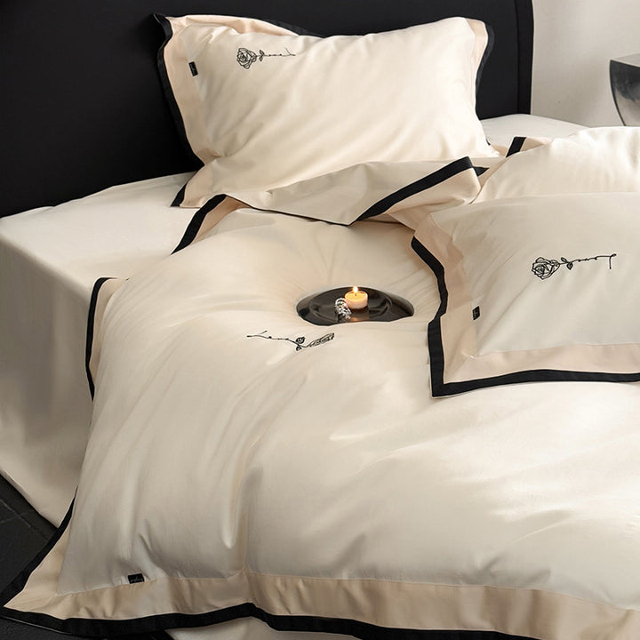 Bedding set cotton satin with contrasting border and delicate rose embroidery