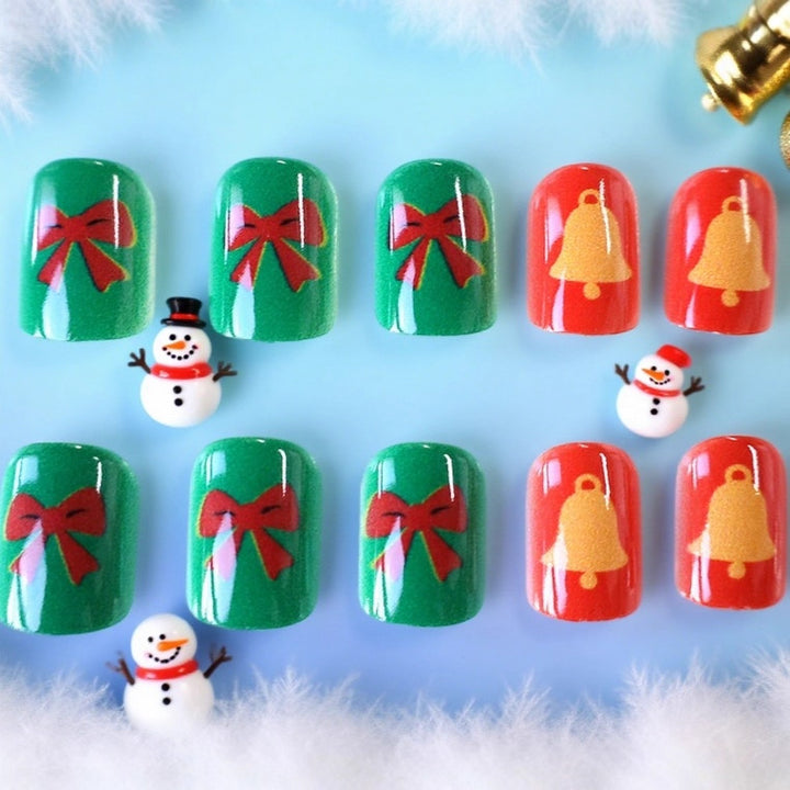 Creative Themed Press-On Nail Art Kalsten