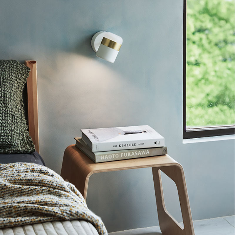 Adjustable Spotlight Wall Lamp
