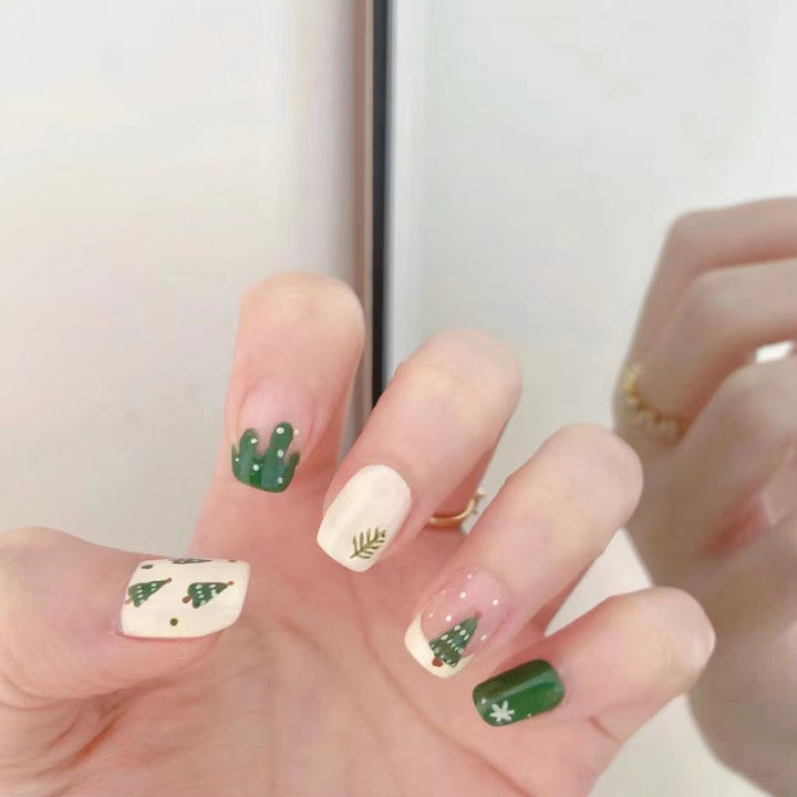Themed Holiday Nail Art Kit