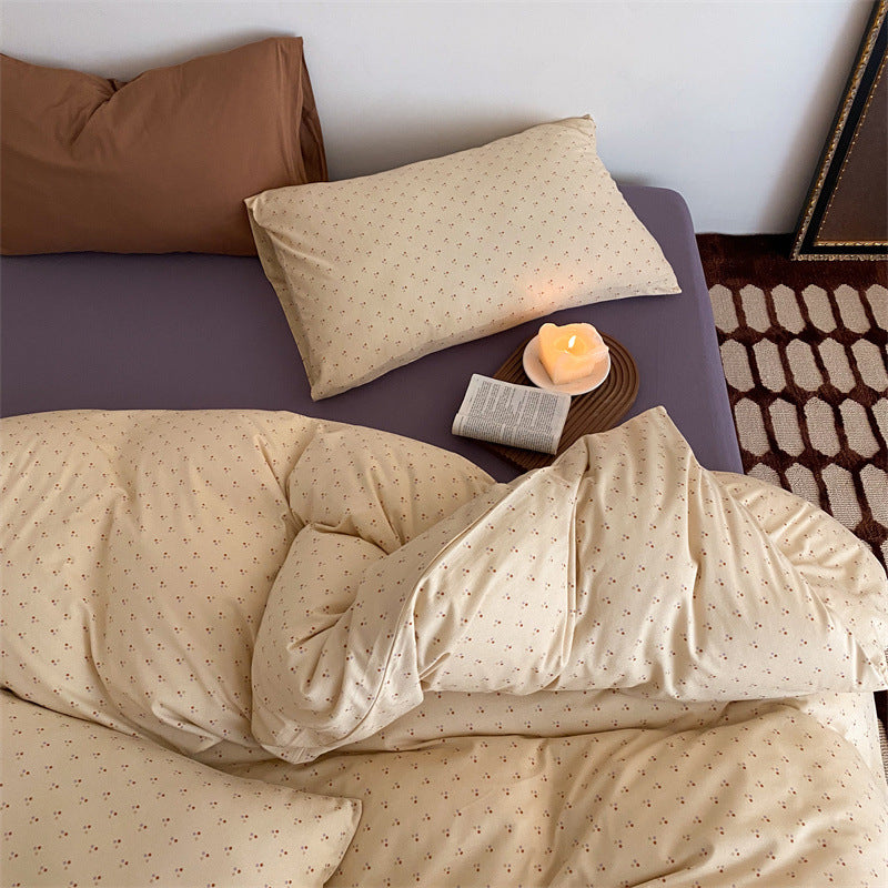 Patterned duvet cover and pillowcase set
