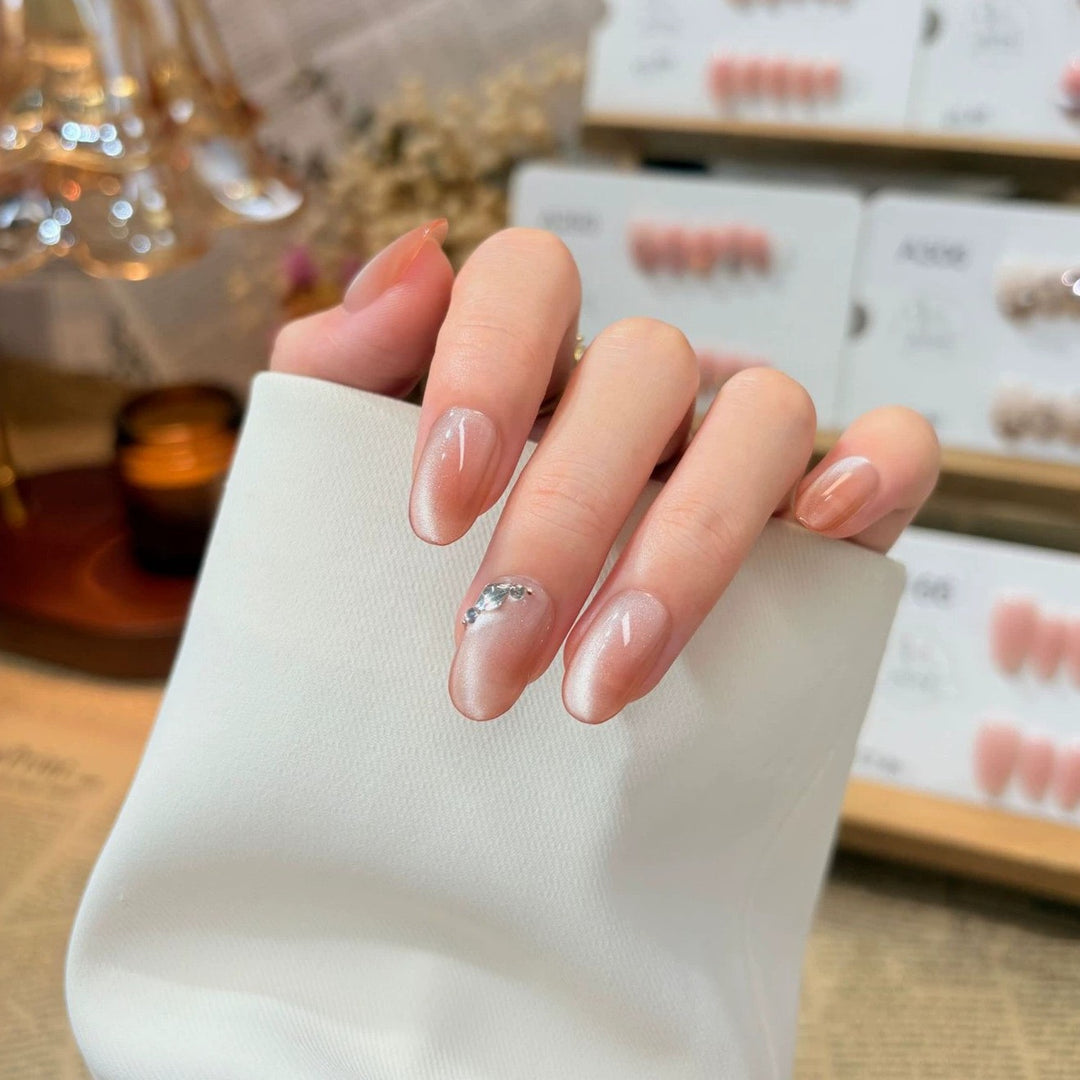Elegant Press-On Nail Set with Crystal Accent Kalsten