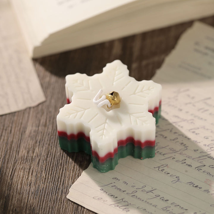 Festive Snowflake Layered Soy Wax Tabletop Candle with Decorative Bell Wick