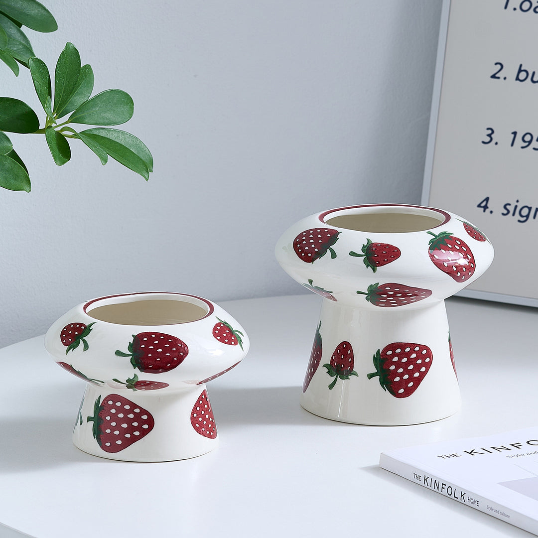 Ceramic vase with strawberry pattern Kalsten