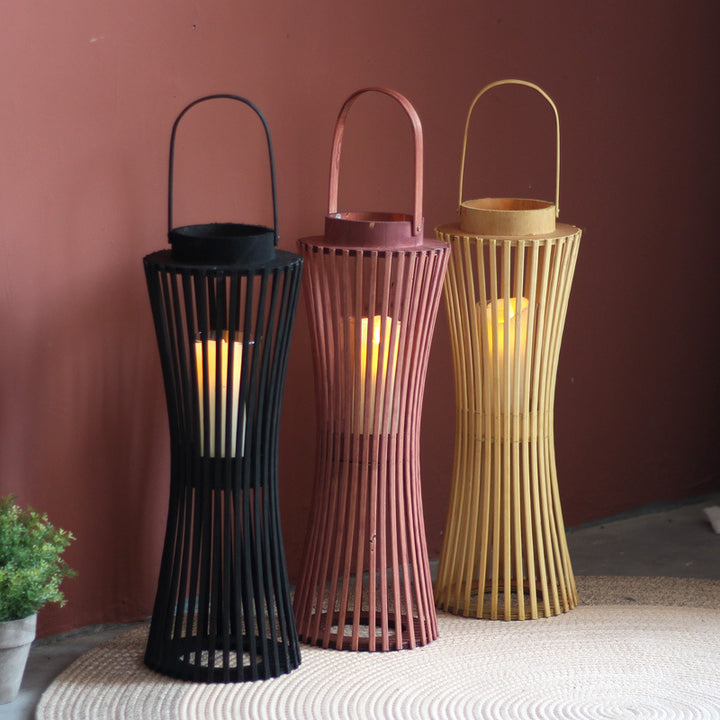 Elegant lantern made of woven wood Kalsten