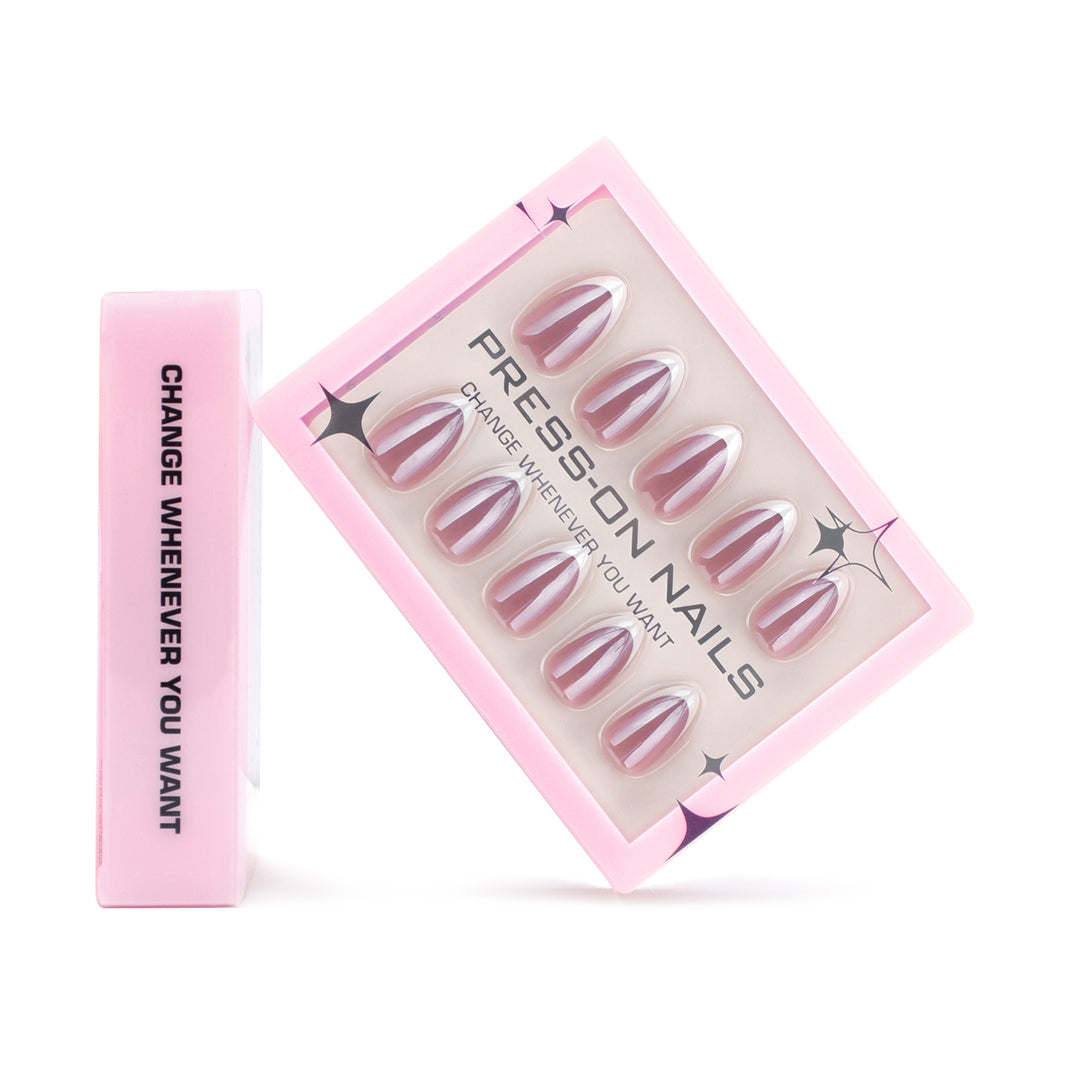 Artificial nail extensions in an elegant design Kalsten