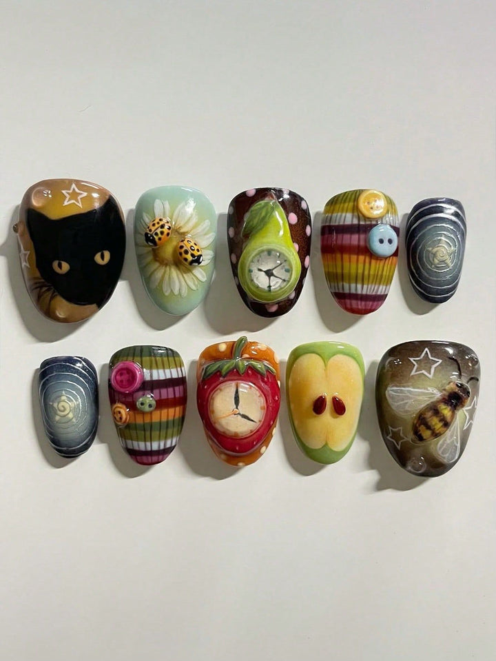 Artistic Ocean-Themed Press-On Nail Art Kalsten