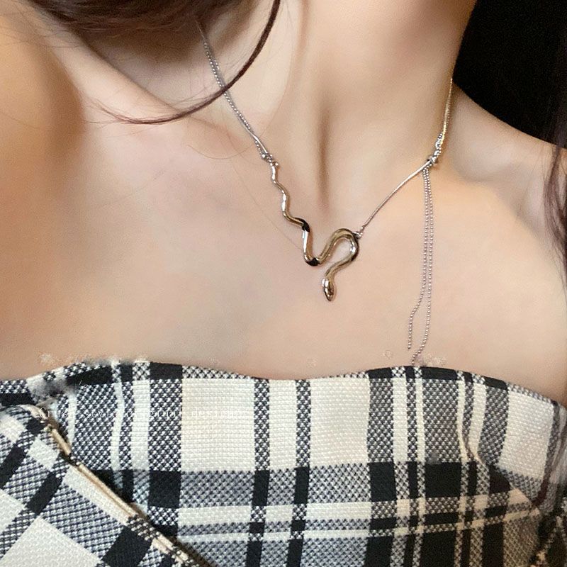 Silhouette Snake Pendant Necklace Kalsten