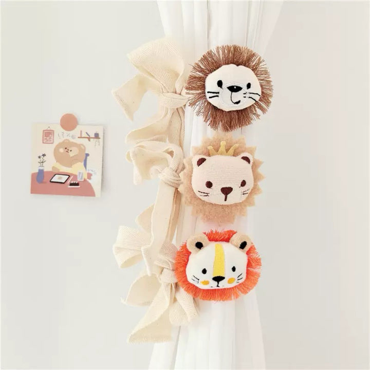 Decorative Lion Appliqué Curtain Tieback