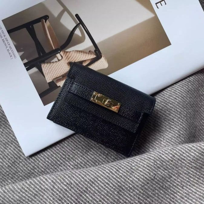 Premium Leather Cardholder with Elegant Closure Kalsten