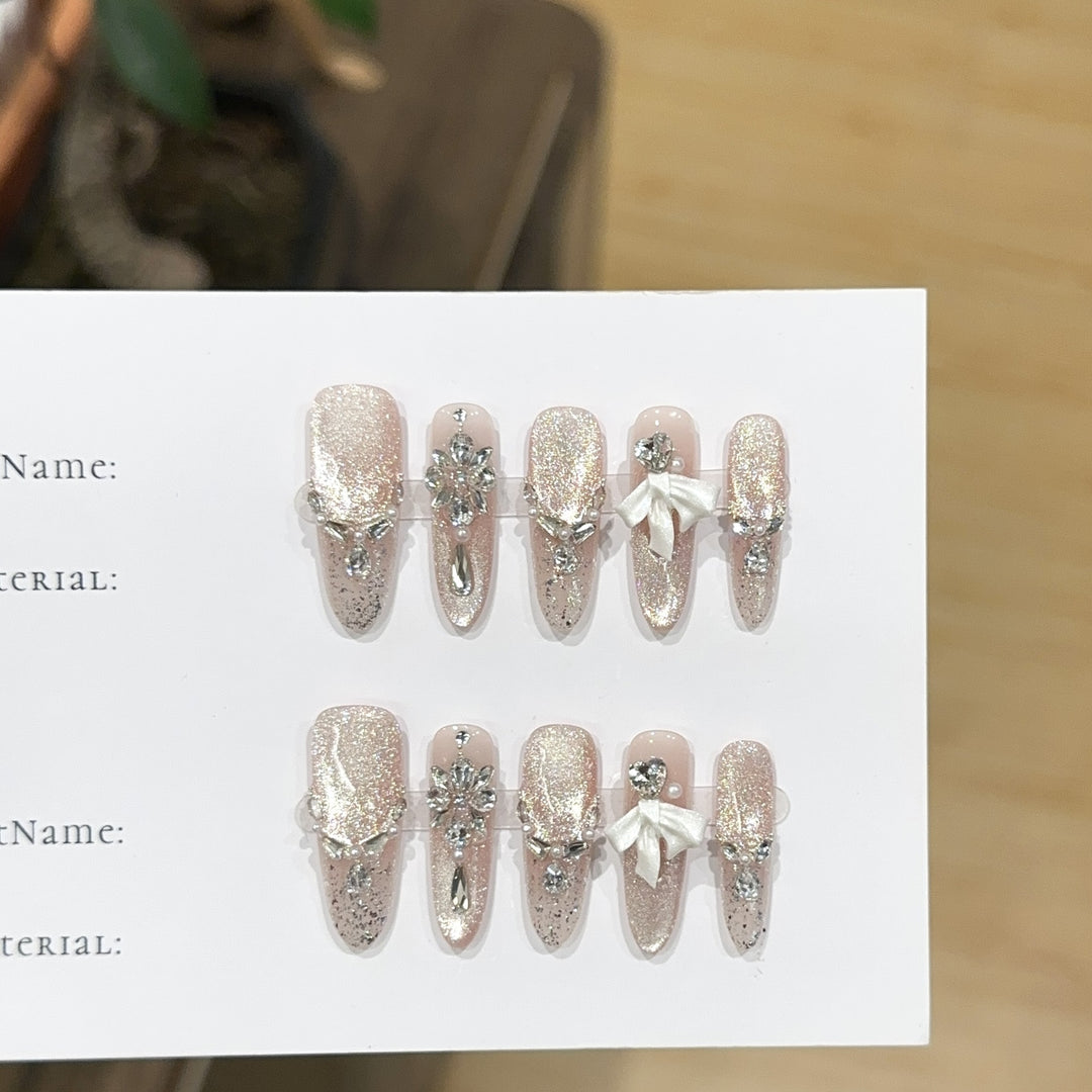 Glamorous Press-On Nail Set