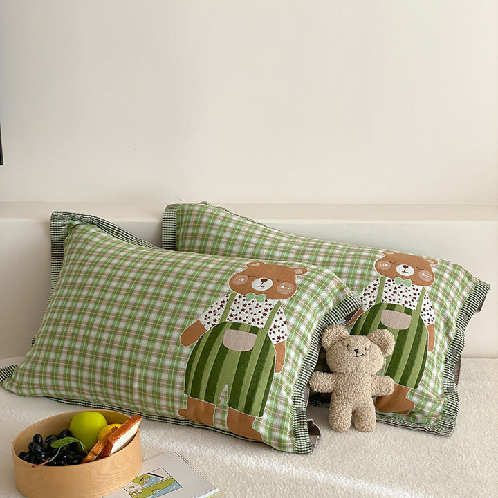 Kids' pillowcases with cute bear applique and checkered muslin look