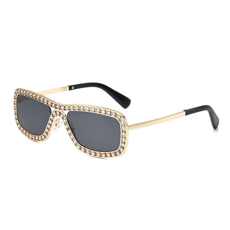 Women's extravagant Cat-Eye sunglasses with golden accents Kalsten