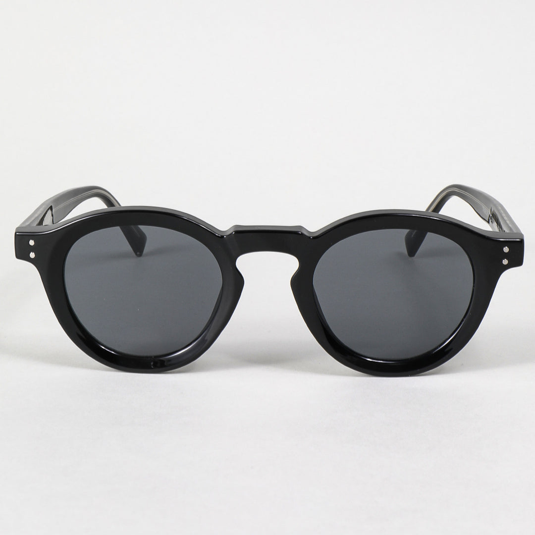 Ladies fashionable sunglasses in classic round style Kalsten