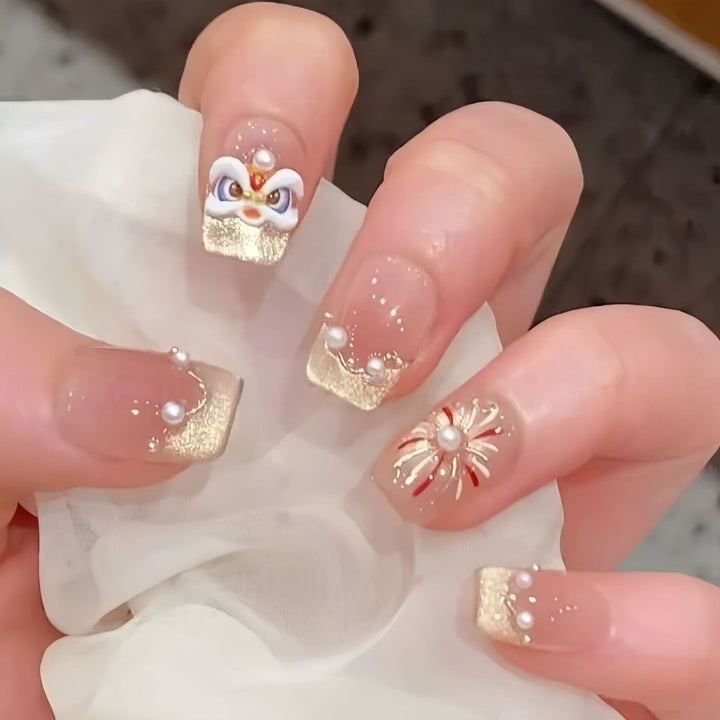 Artificial nails with elegant pearl and flower accents Kalsten