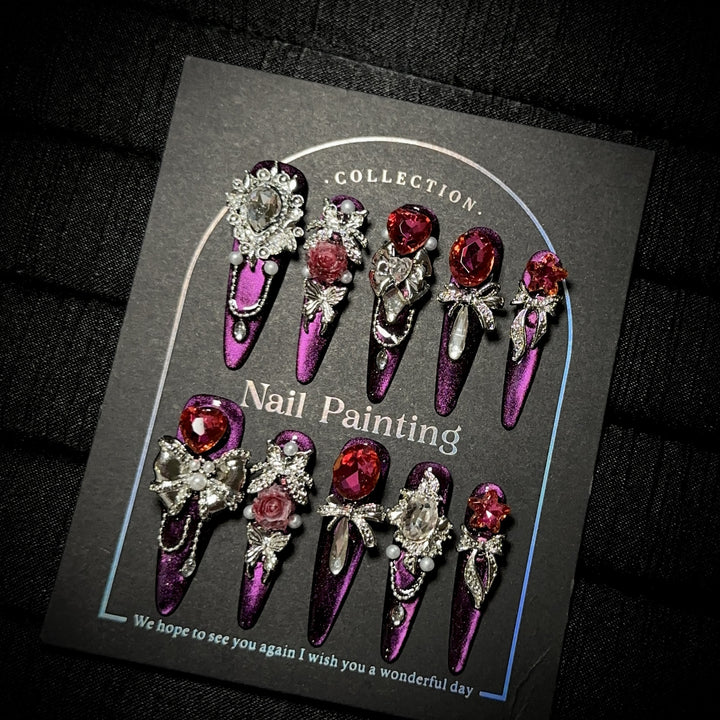 Elegant Rhinestone-Embellished Press-On Nail Set