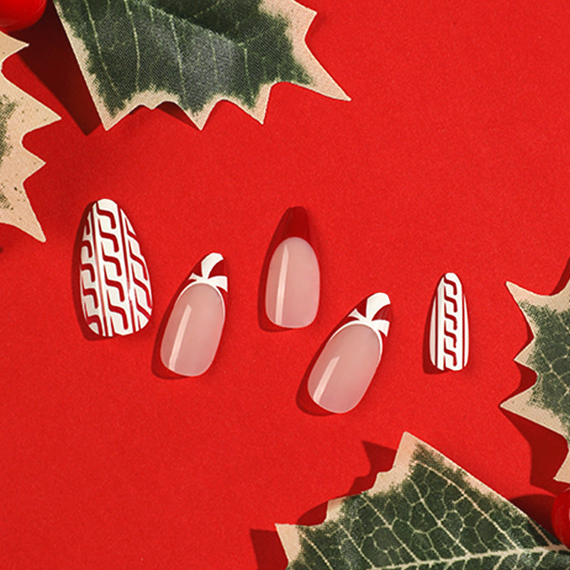 Elegant artificial nails in festive winter design Kalsten