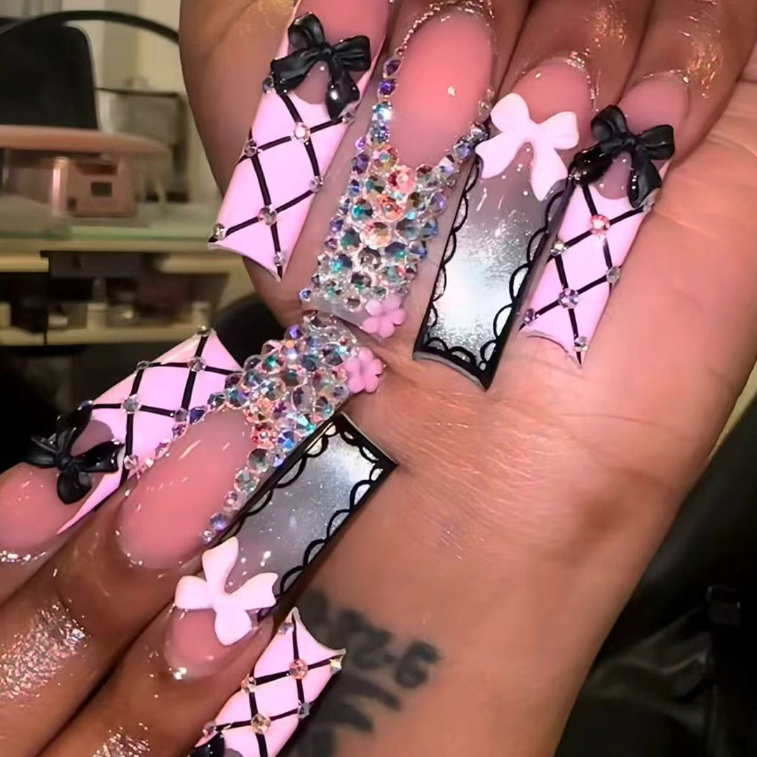 Glamorous Statement Nail Art Extensions Kalsten