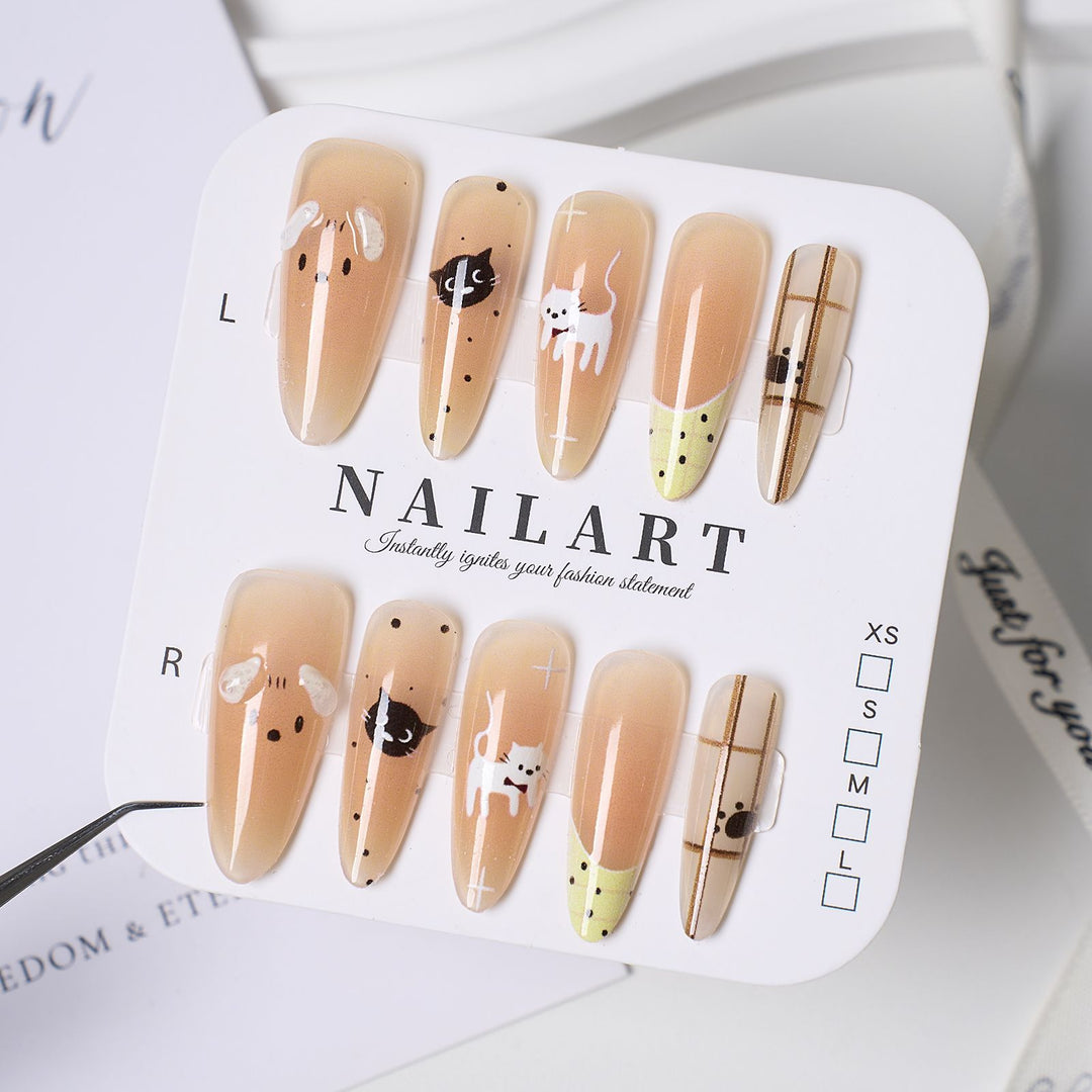 Cute Bear-Themed Press-On Nail Set Kalsten