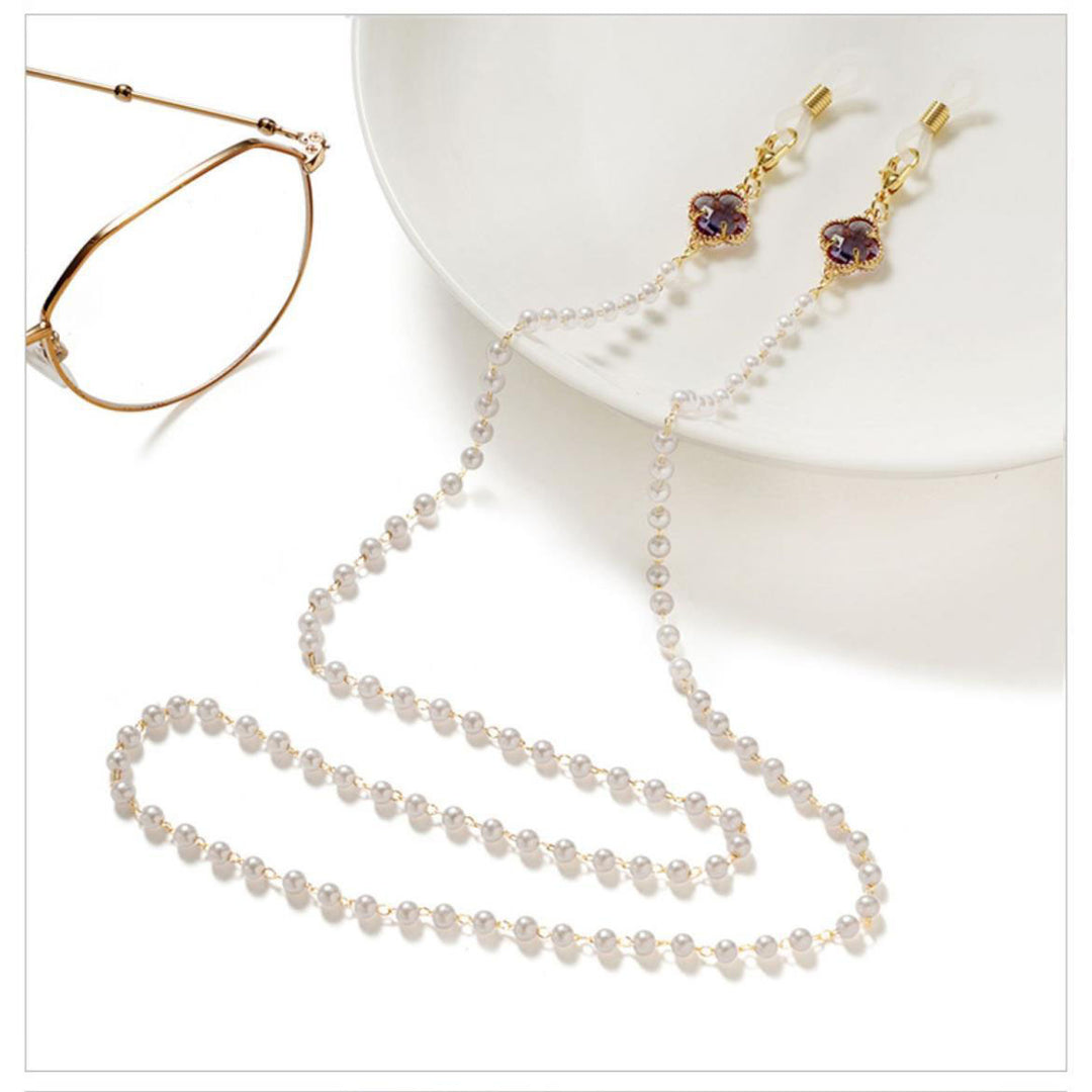 Elegant glasses holder chain with pearl accents Kalsten