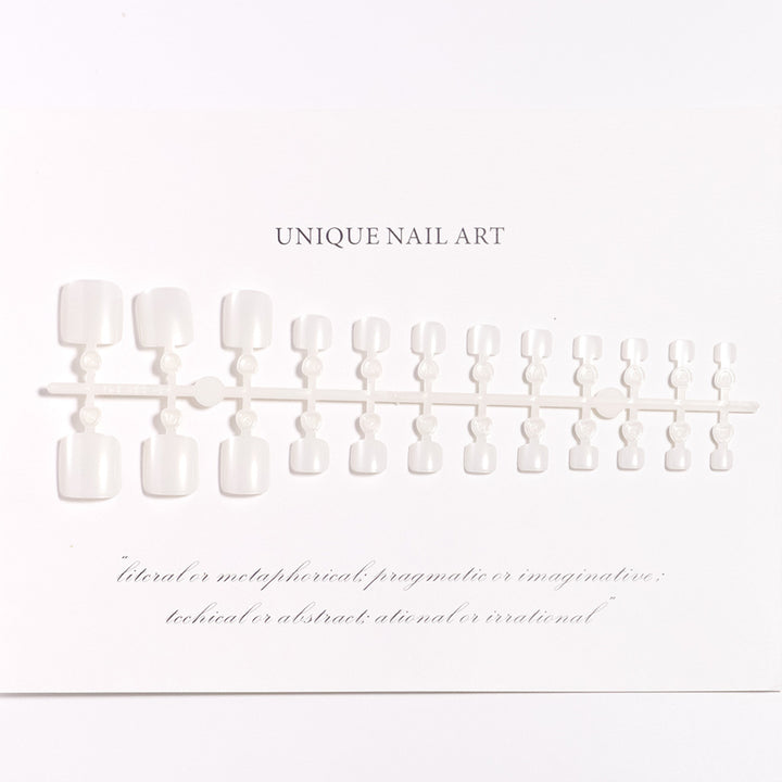 Unique Press-On Nail Art Kalsten