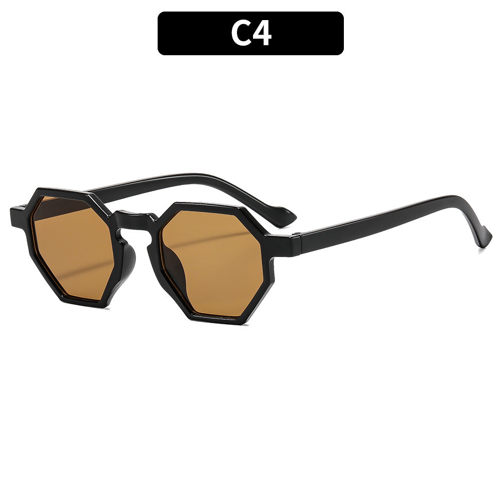 Distinctive Geometric Frame Sunglasses