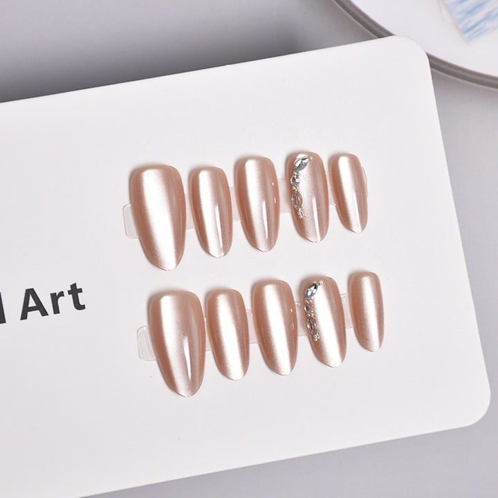 Glamorous Heart-Themed Press-On Nail Set Kalsten