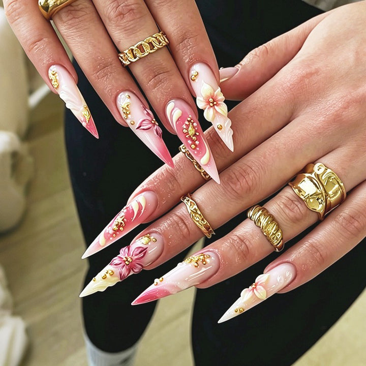 Nail art set with floral design and glitter accents Kalsten