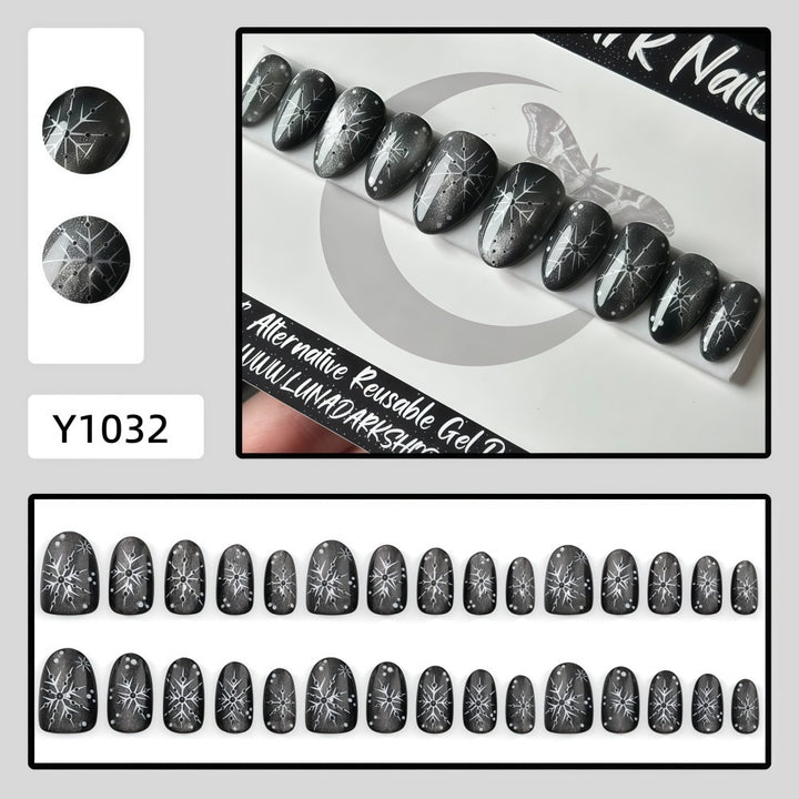 Artificial Nails in Modern Tribal Design Kalsten