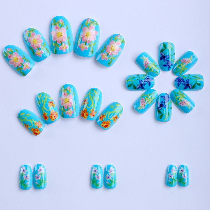 Artificial nails with floral hand design Kalsten