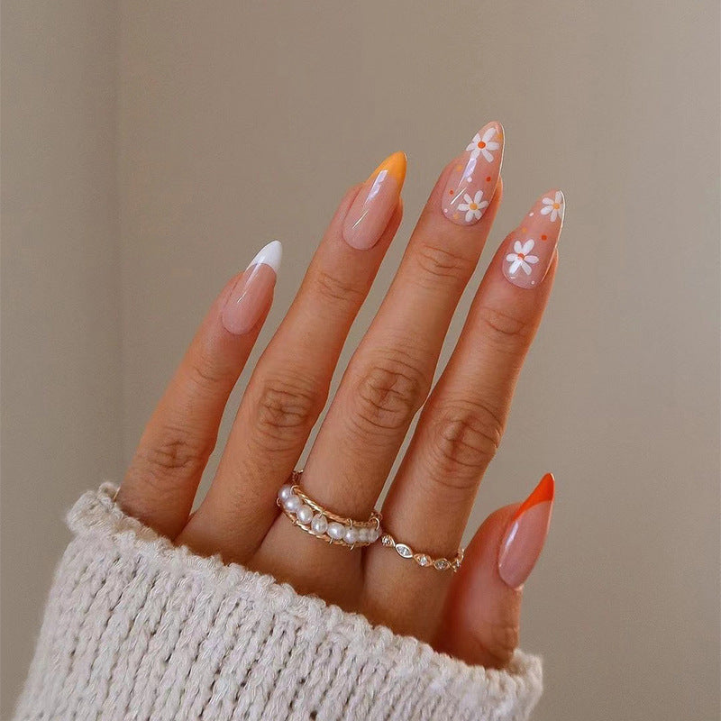 Creative art nails with floral accents Kalsten