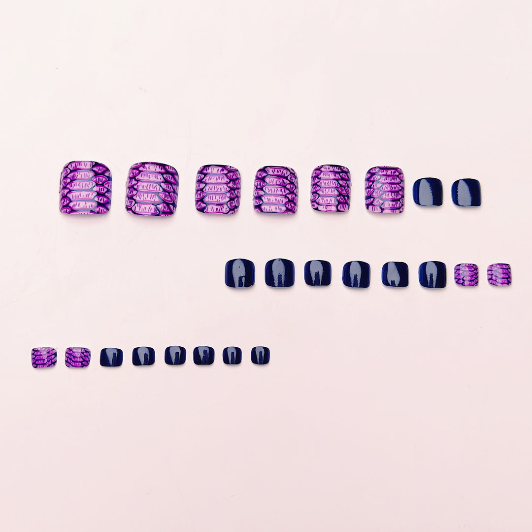 Artificial nails with glamorous snake pattern Kalsten