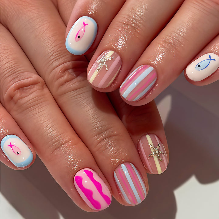 Nautical-Themed Press-On Nail Art Kalsten