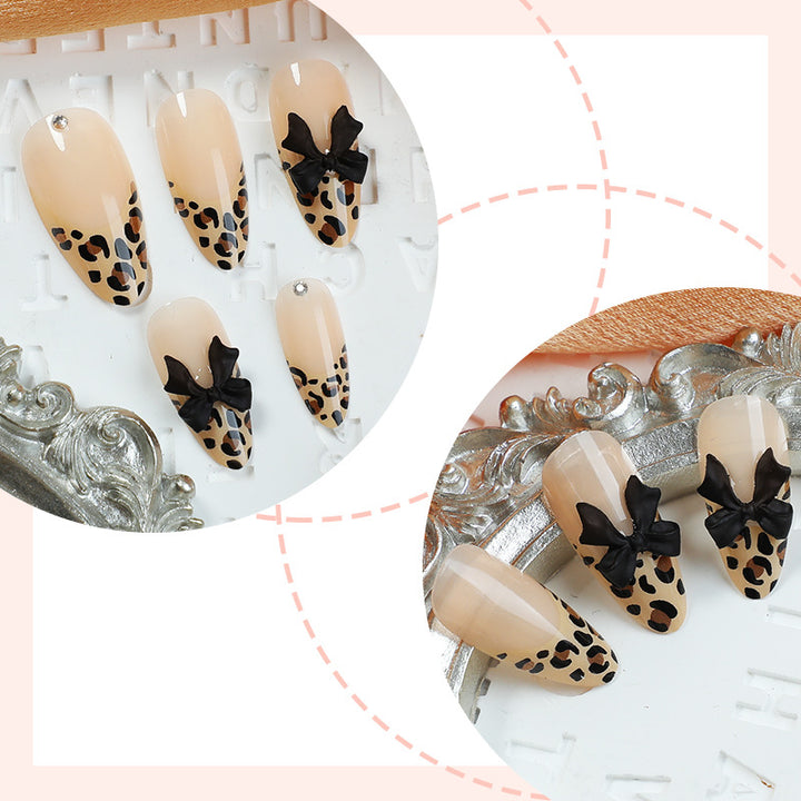 Artificial nail set with elegant leopard pattern and glamorous 3D elements Kalsten