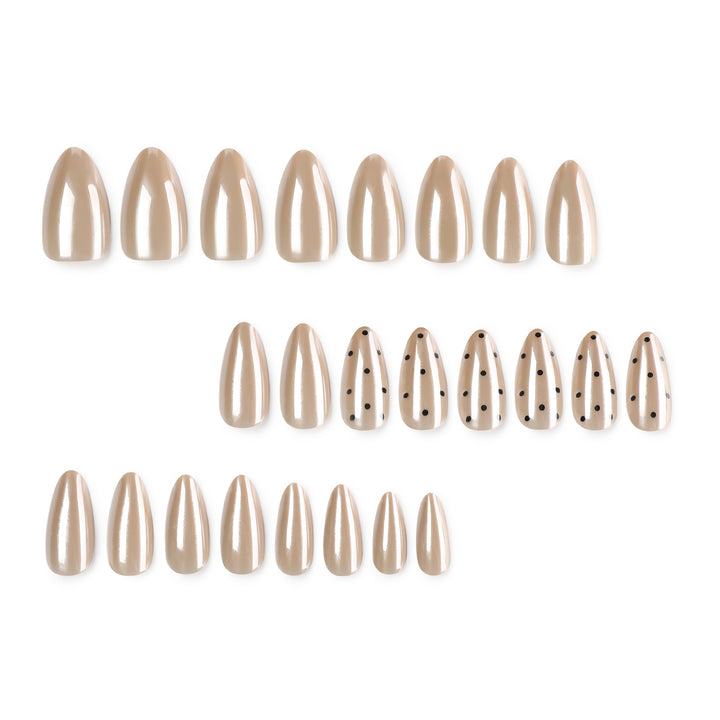High-Quality Artificial Nails Kalsten