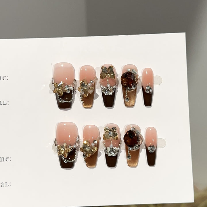 Glamorous Floral Embellished Press-On Nail Art Set