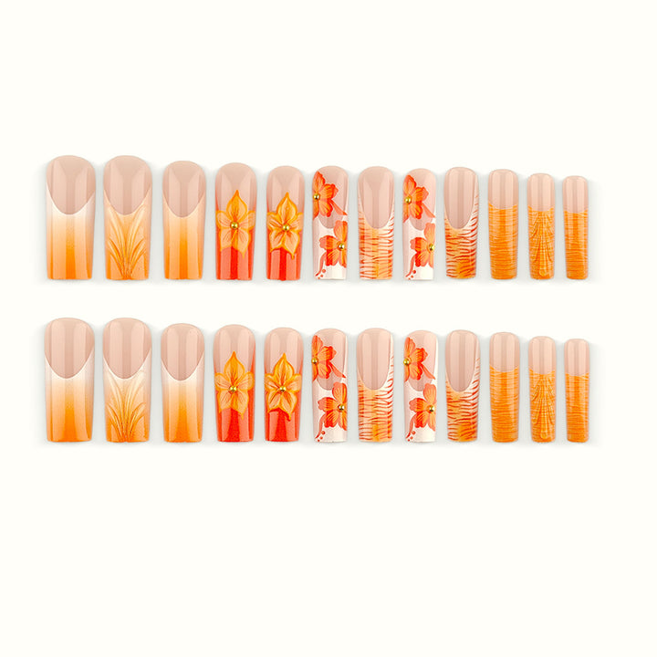 Nail art with floral accents and glitter Kalsten