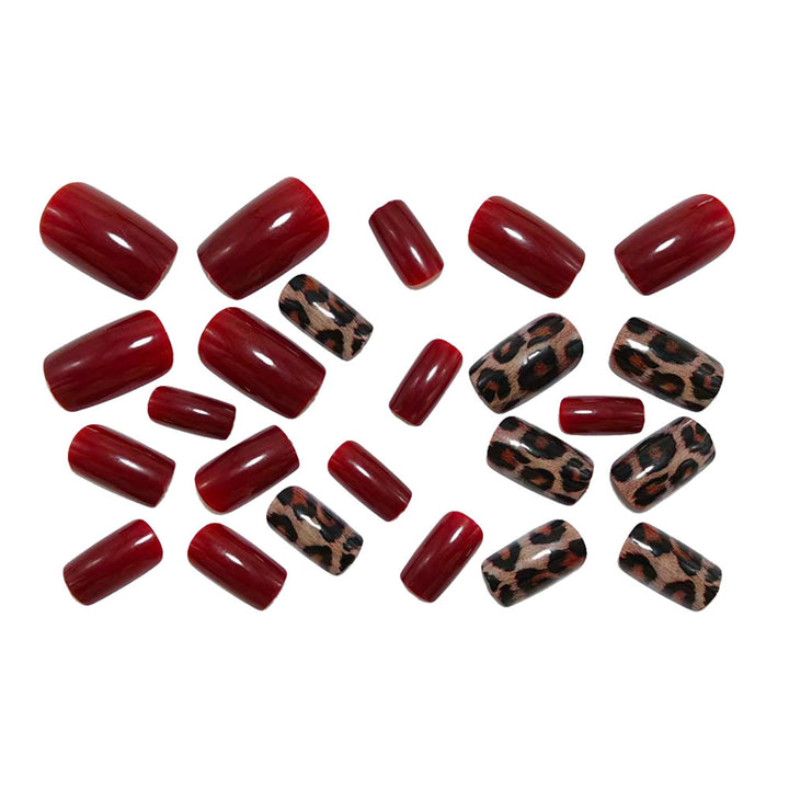 Nail polish with animal design Kalsten