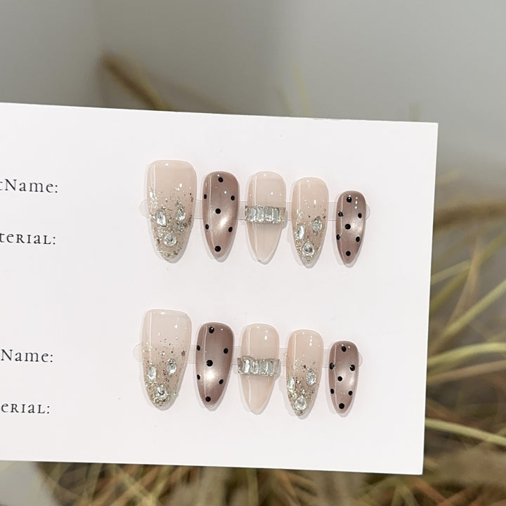 Glamorous Decorative Nail Art Set