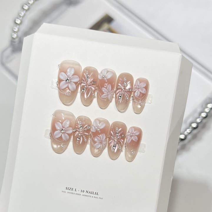 Decorative Floral Press-On Nail Art Set Kalsten